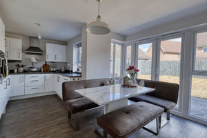 Kitchen/Diner- click for photo gallery